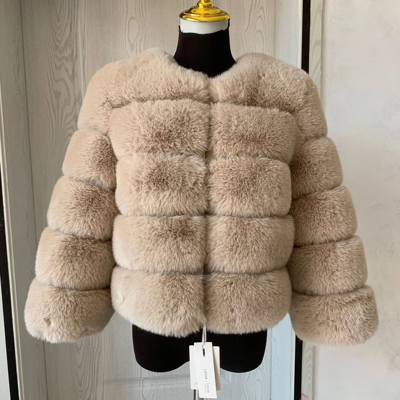 Super Hot Faux Fur Coat: Winter